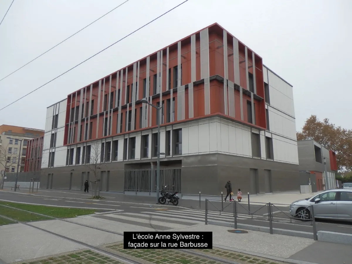 Ecole Anne Sylvestre - Façade côté rue Henri Barbusse