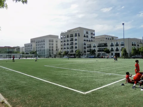 Le terrain de foot rénové (2026)-1