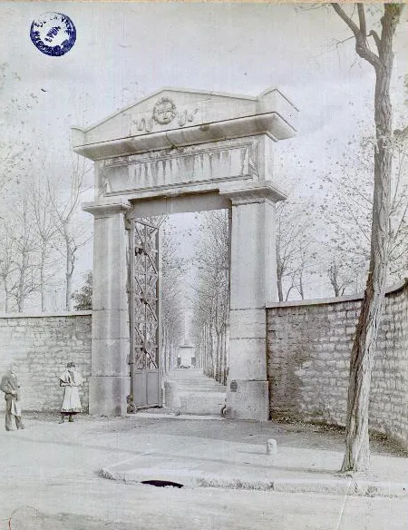 Dessin du portail en 1907 (Docteur Birot)