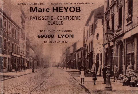 Emballage publicitaire de l'ancienne pâtisserie Heyob, 120 route de Vienne