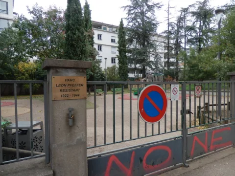 Vue de l'entrée du parc