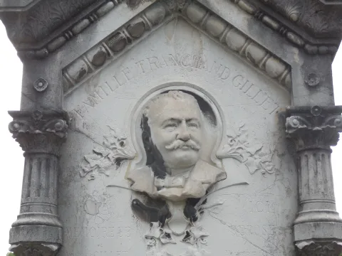 Buste de Jules Gillet (1822-1871)
