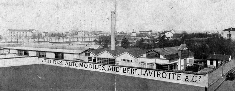 La rue Audibert-et-Lavirotte