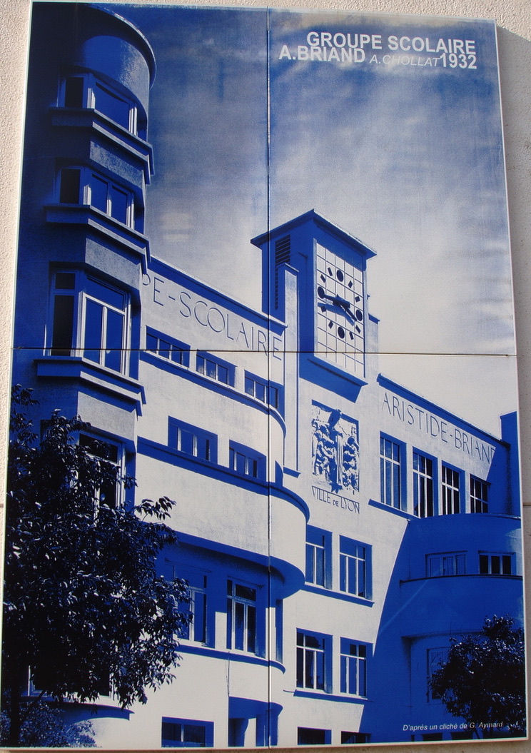 Une réalisation d'Auguste Chollat : l'école Aristide Briand à Gerland