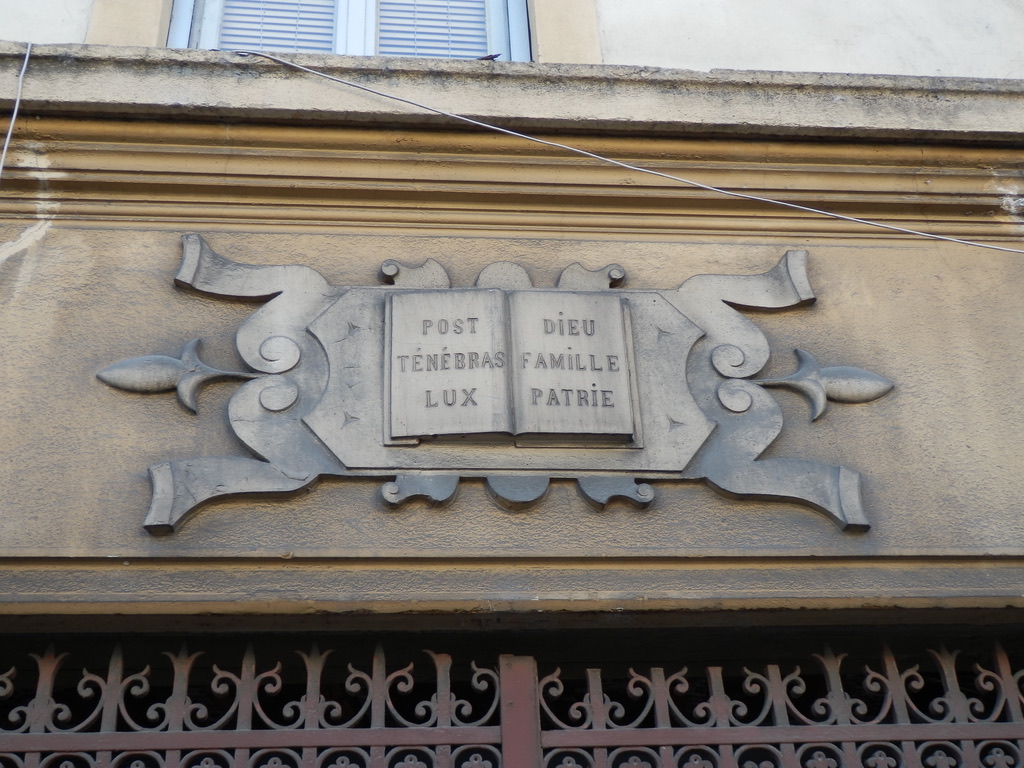 Inscription sur le linteau du 126 route de Vienne