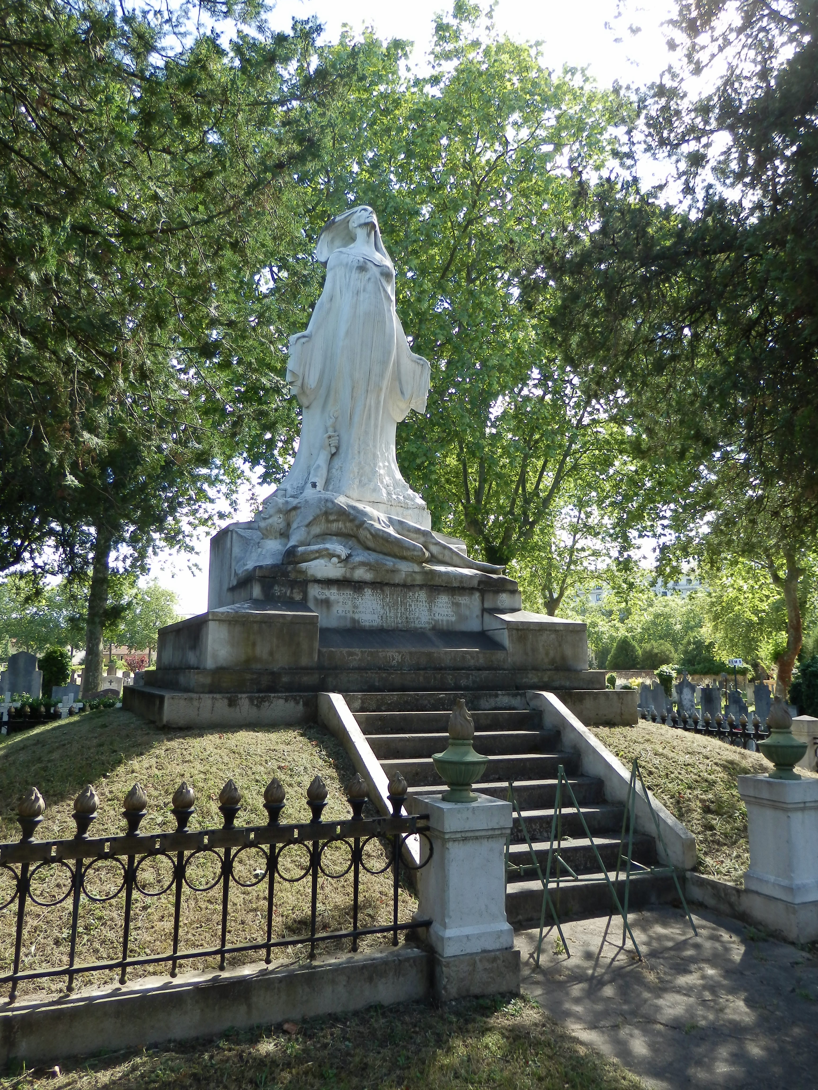 Photo de Le monument des Italiens