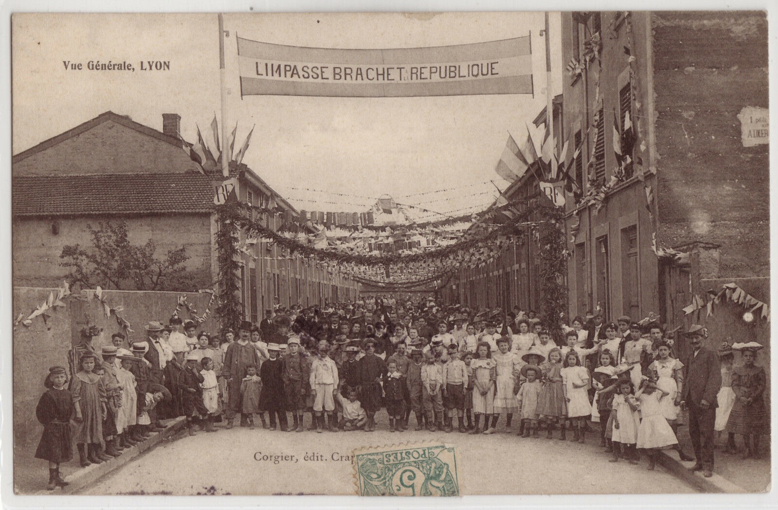 L'Impasse Brachet République - 14 juillet 1906
